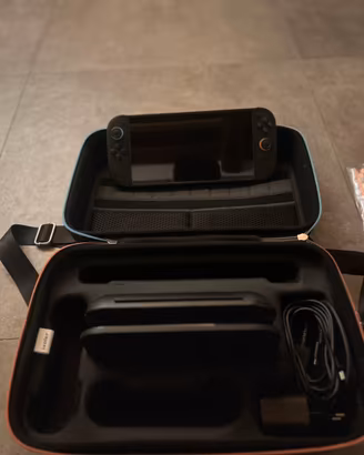 Nintendo switch 2+ custodia+ 2 volanti e accessori