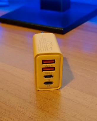 Caricabatterie USB C PD a 4 porte