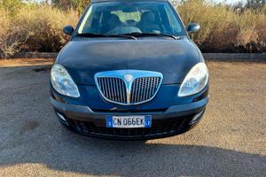 Lancia ypsilon 1.3 multijet