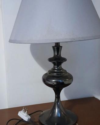 Lampada da tavolo / abatjour