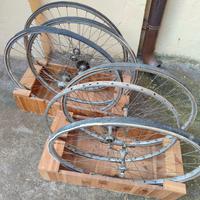 Tre coppie ruote vintage 