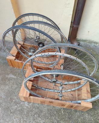 Tre coppie ruote vintage 