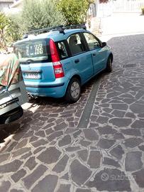 Panda con carrello