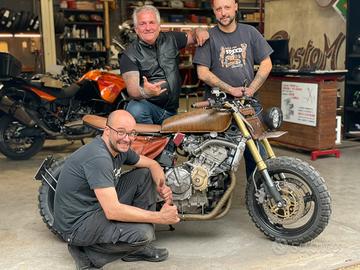 Replica "THE WALKING DEAD MOTO" by RUSTOM