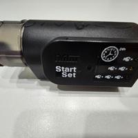 Distributore automatico cibo acquario 