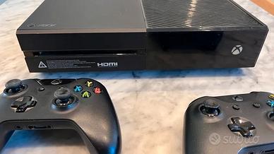 Xbox One con FC25 e FC 24 + 2 joypad