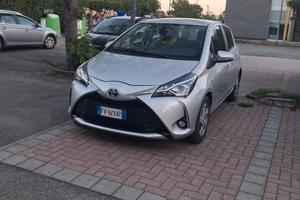 Yaris hybrid in eccellenti condizioni fine 2019