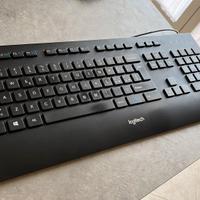 Tastiera Logitech QWERTY Layout ITA