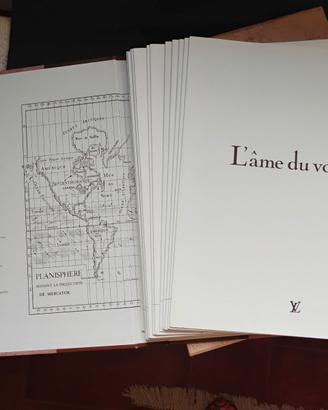 catalogo da collezione di Louis Vuitton.Serie nume