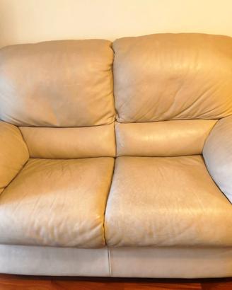 DIVANO IN PELLE BEIGE DUE POSTI