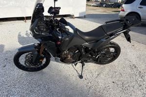 Africa Twin adentur 1100 anno Dicembre 2023