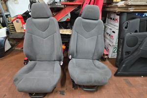 Sedili anteriori alfa GT / 147 3p