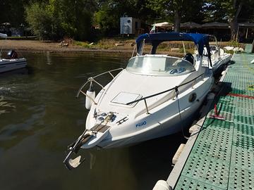 Barca SAVER MANTA 620 tenuta al lago di Bolsena (V