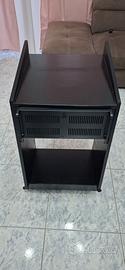 Mobiluccio porta mixer e hardware a racks 