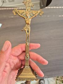 Antico Crocifisso da Tavolo Ottone IHS Teschio