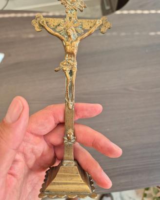 Antico Crocifisso da Tavolo Ottone IHS Teschio