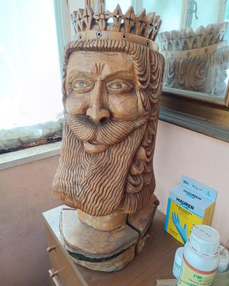 scultura in legno