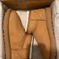 Ugg Classic Ultre Mini  39