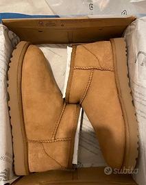 Ugg Classic Ultre Mini  39