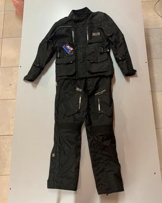 Completo Moto, giacca, pantaloni, protezioni TG. L