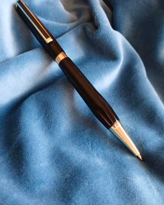 Penna da collezione nera