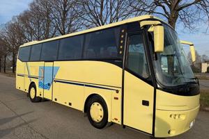 Autobus/ Vdl 47 posti km 457.000