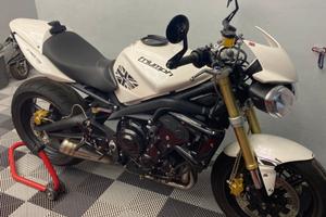 Triumph Street triple