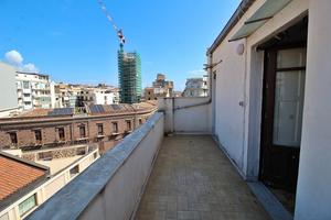 Attico con terrazza zona Corso Italia/Tribunale