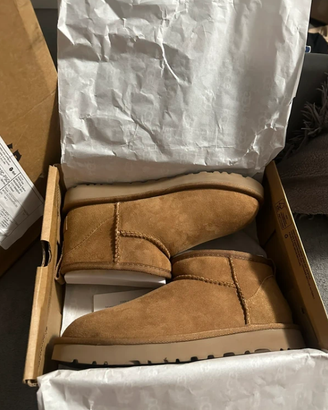 Stivali da donna UGG  EU 39