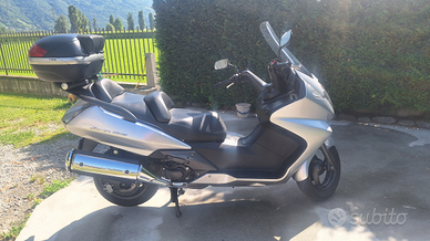 Honda Silver Wing 400