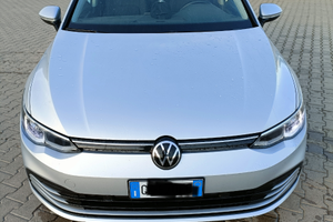 Volkswagen Golf 8 Life TDI 2.0 115 cv