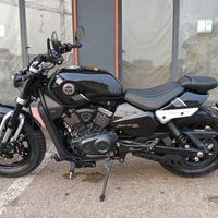 BENELLI Leoncino Bobber 400