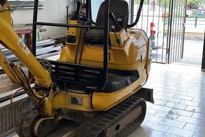 Mini escavatore komatsu p12
