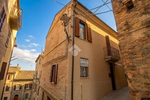 CASA SEMINDIPENDENTE A RIPATRANSONE