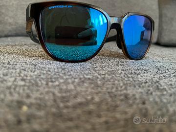 Occhiali da sole Oakley