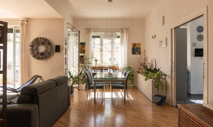 Appartamento - Napoli