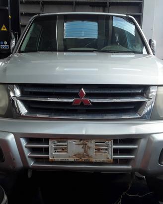 Ricambi Mitsubishi Pajero 2005 3.2 D 4M41