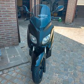 Yamaha X-Max 250 ABS 2011