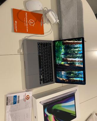 Macbook Pro 13, mai usato, 2022