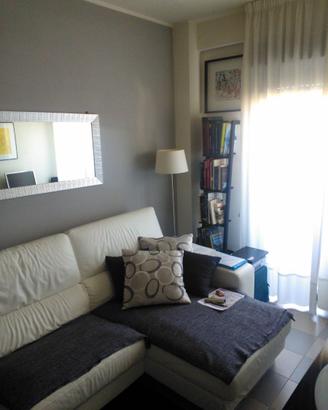 Divano in pelle bianco 3 posti + chaise longue