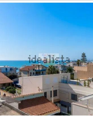 Appartamento vista mare ristrutturato in centro