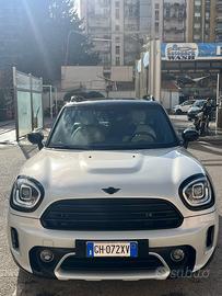 Mini Countryman Benzina  bianco perlato