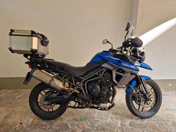 Triumph Tiger XRX + tris di borse + scarico arrow
