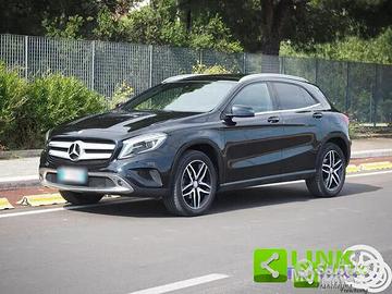 MERCEDES-BENZ GLA 200 d Automatic 4Matic Premium
