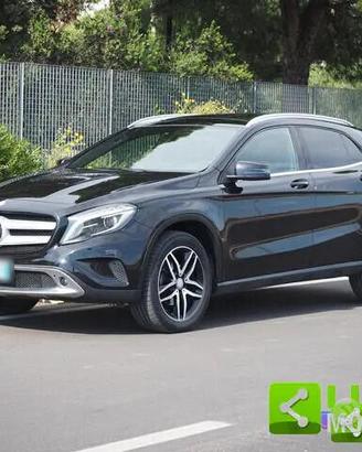 MERCEDES-BENZ GLA 200 d Automatic 4Matic Premium