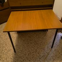 mobile multifunzione: letto o scrivania 