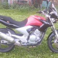 Yamaha YBR 250