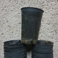 250 vasetti per piante