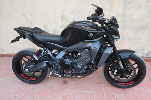 MT 09 2025 solo 4200km finanziabile 