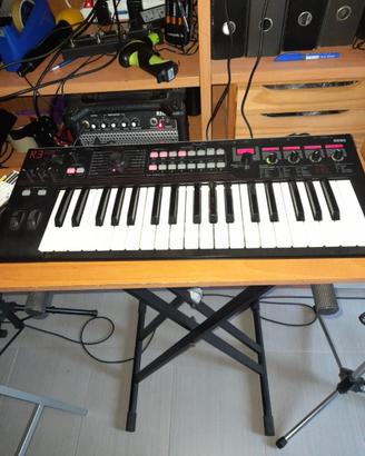 Sintetizzatore Korg R3